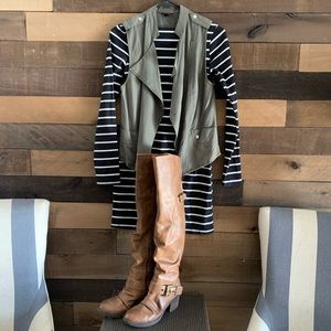 Black & White striped 3/4 sleeve midi dress